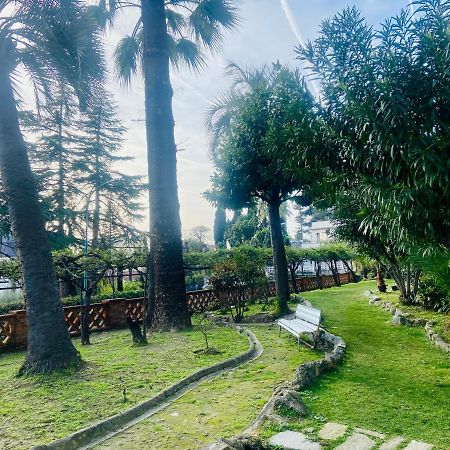 Appartamento Nel Parco San Remo Buitenkant foto