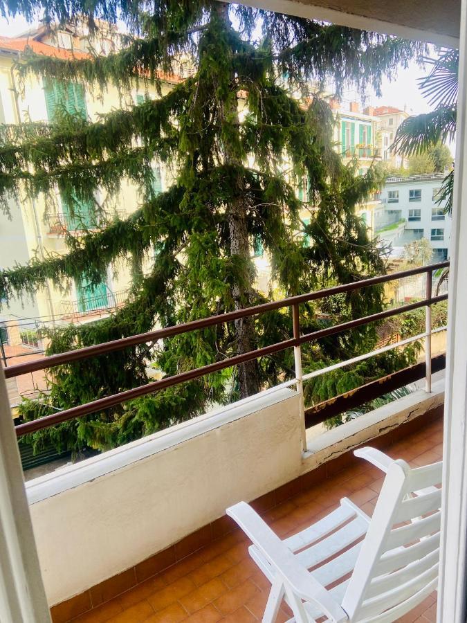 Appartamento Nel Parco San Remo Buitenkant foto